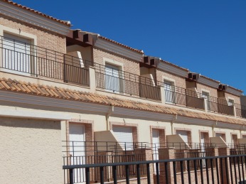 New 3 bedroom townhouse at La Serena Golf - includes LARGE underbuild
